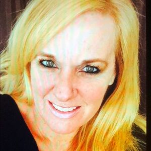 Meet your Posher, Kim